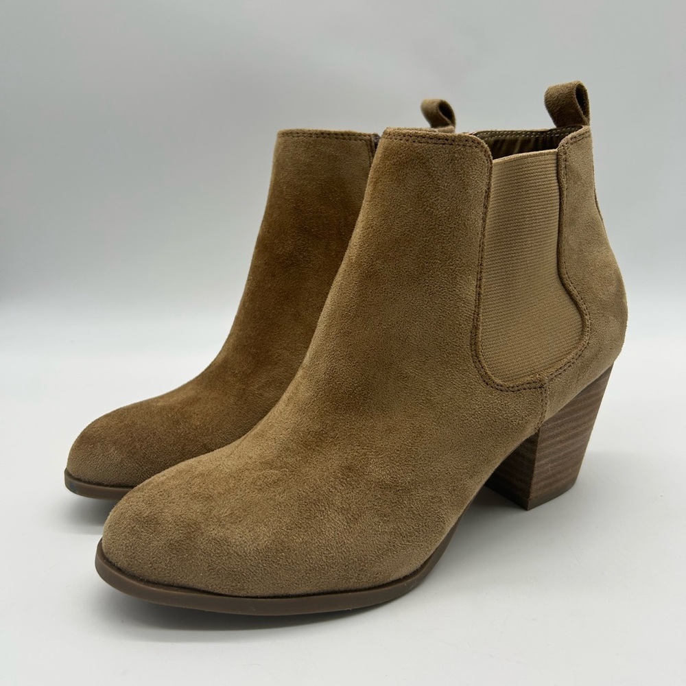 DV by Dolce Vita Collyns Chelsea Ankle Booties Stone Size 11 New With Box - Picture 5 of 13